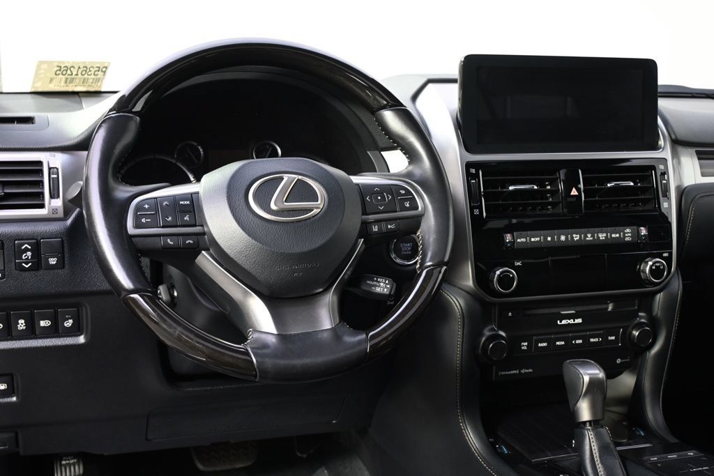 Used 2023 Lexus GX 460 Premium w/ Premium Package AWD/4WD image 8