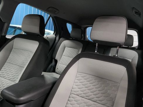 Used 2019 Chevrolet Equinox LS image 8