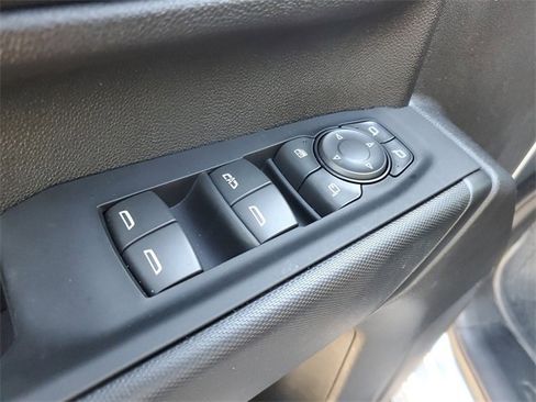 Used 2025 Chevrolet Silverado 2500 Custom w/ Custom Value Package image 9