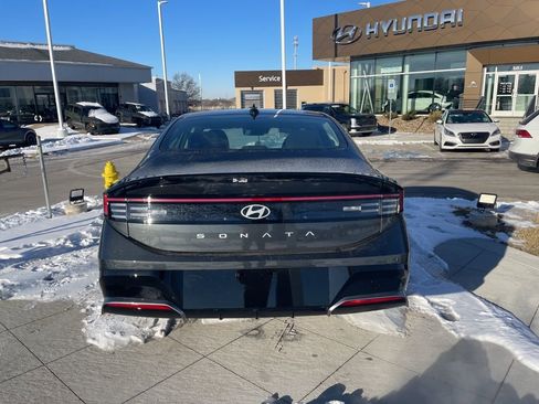 New 2026 Hyundai Sonata SEL FWD image 4