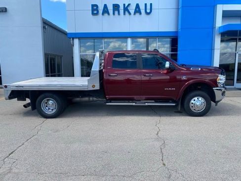 Used 2022 RAM 3500 Laramie AWD/4WD image 2