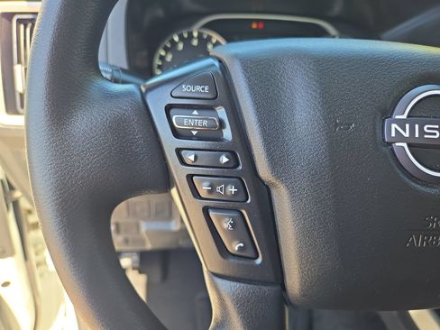 Certified 2025 Nissan Frontier SV RWD image 16