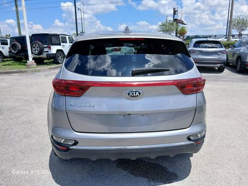 Used 2020 Kia Sportage LX FWD image 5