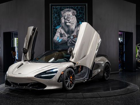 Used 2020 McLaren 720S Luxury image 1