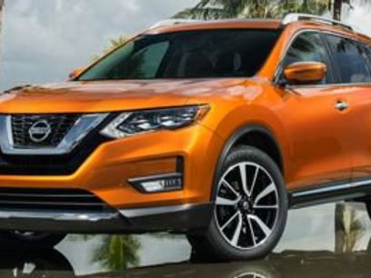 Used 2018 Nissan Rogue SV