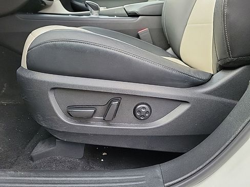 Used 2023 INFINITI QX55 Luxe w/ Cargo Package image 11