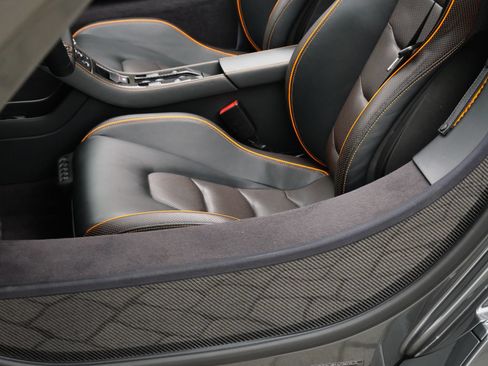 Used 2013 McLaren MP4-12C Spider RWD image 21