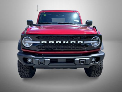 New 2026 Ford Bronco Badlands w/ Sasquatch Package AWD/4WD image 2