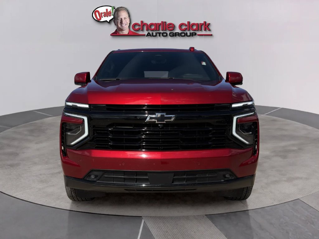 Used 2025 Chevrolet Suburban RST w/ Advanced Technology Package AWD/4WD image 6