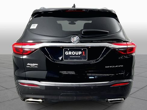 Used 2018 Buick Enclave Essence image 5