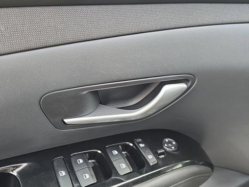 Used 2024 Hyundai Tucson Limited AWD/4WD image 19