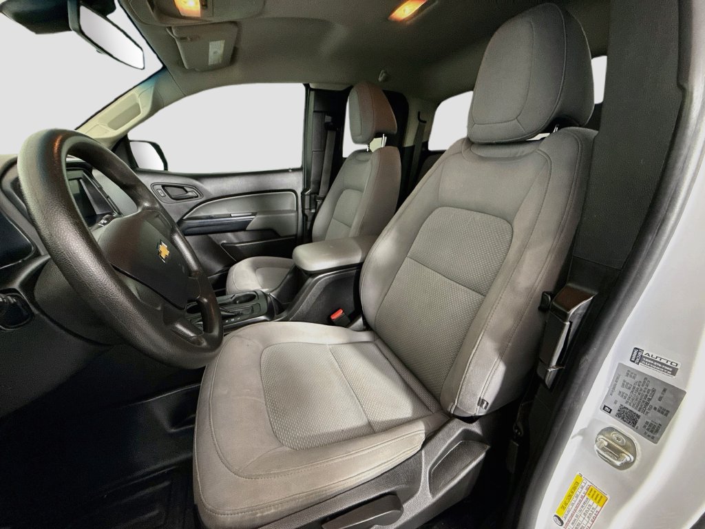 Used 2020 Chevrolet Colorado W/T RWD image 18
