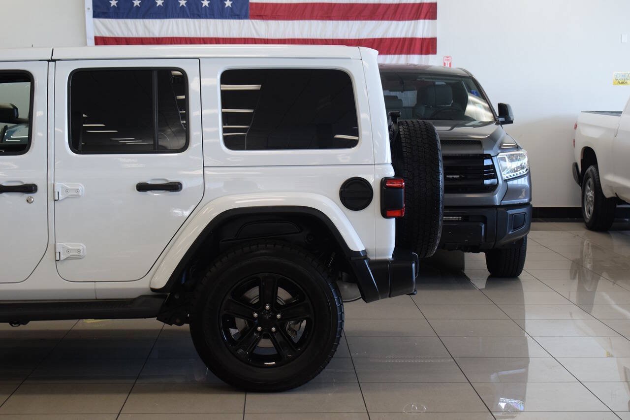 Used 2020 Jeep Wrangler Unlimited Sahara AWD/4WD image 11