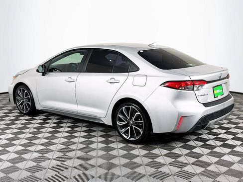 Used 2021 Toyota Corolla SE image 6