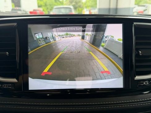 New 2026 Chrysler Pacifica Select AWD/4WD image 20