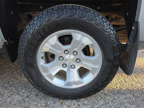 Used 2017 Chevrolet Silverado 1500 LT w/ All Star Edition image 31