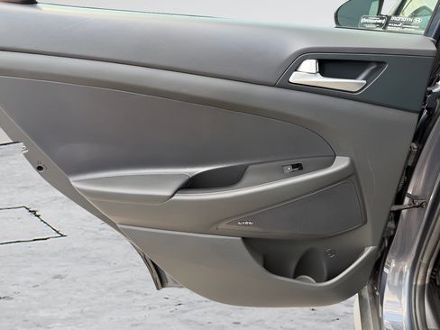 Used 2021 Hyundai Tucson Sport FWD image 29