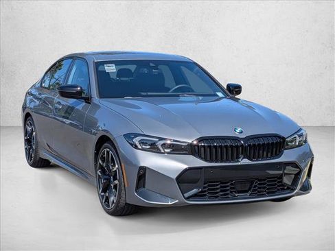 New 2026 BMW 330i Sedan w/ M Sport Package RWD image 6