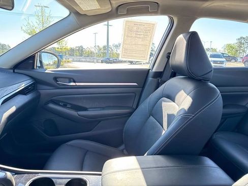 Used 2025 Nissan Altima 2.5 SL image 22