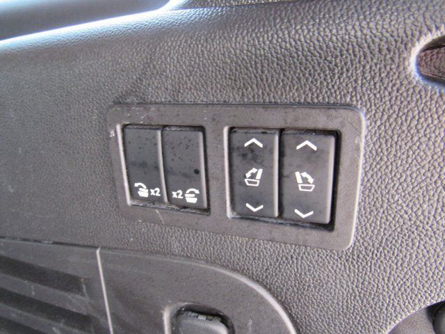 Used 2015 Chevrolet Suburban LTZ AWD/4WD image 48