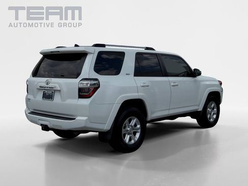Used 2022 Toyota 4Runner SR5 Premium w/ Moonroof Package RWD image 5
