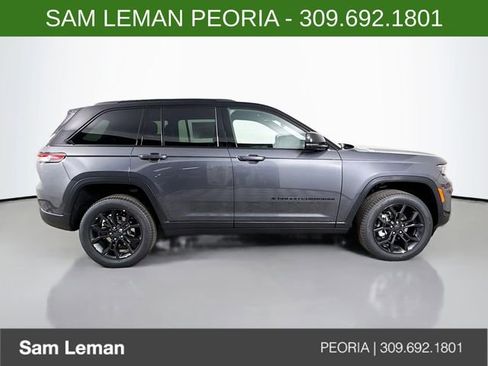 New 2025 Jeep Grand Cherokee Limited image 8