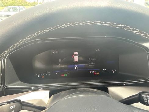 New 2026 Volkswagen Taos S FWD image 18