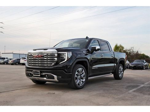 Used 2023 GMC Sierra 1500 Denali w/ Denali Reserve Package image 2