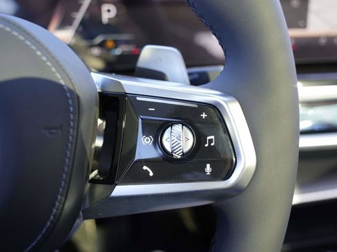 New 2026 BMW 740i 740i RWD w/ Premium Package image 18