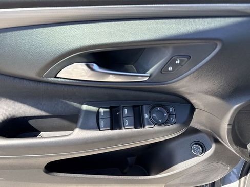 New 2026 Buick Envista Avenir image 13