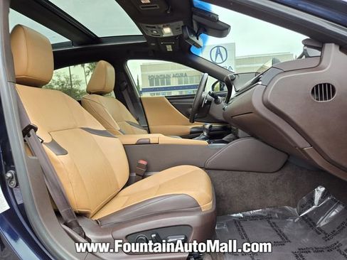 Used 2019 Lexus ES 350 w/ Accessory Package 2 image 18