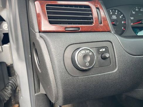 Used 2006 Chevrolet Impala LS FWD image 25