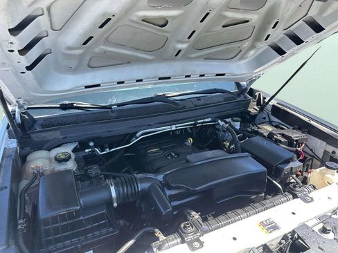 Used 2021 Chevrolet Colorado W/T w/ WT Convenience Package RWD image 9