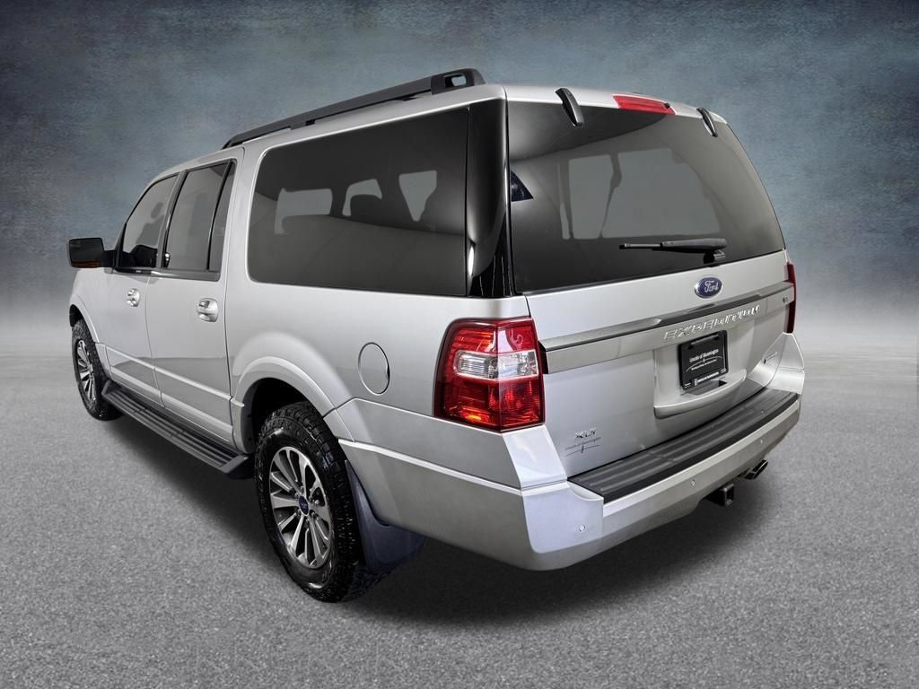 Used 2017 Ford Expedition EL XLT w/ Equipment Group 202A AWD/4WD image 4