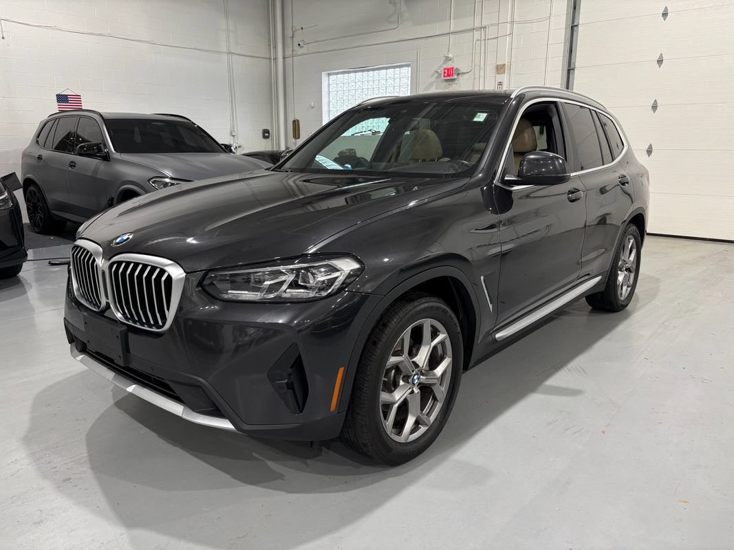 Used 2022 BMW X3 xDrive30i w/ Premium Package 2 AWD/4WD image 3