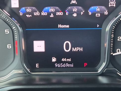 Used 2019 GMC Sierra 1500 AT4 w/ AT4 Premium Package AWD/4WD image 2
