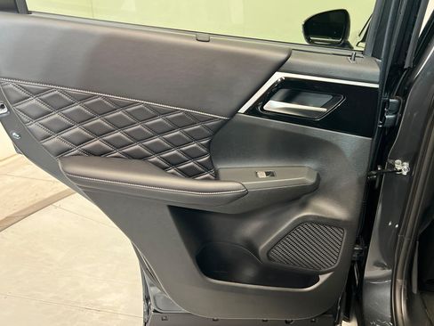 New 2026 Nissan Rogue Platinum AWD/4WD image 18