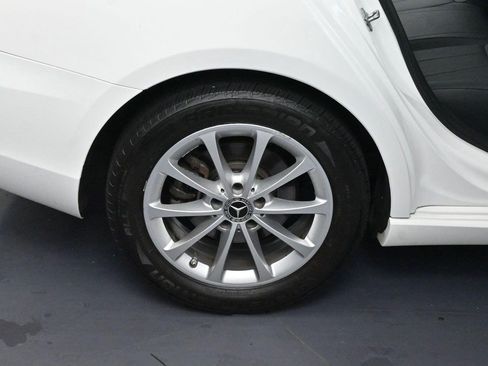 Used 2019 Mercedes-Benz A 220 4MATIC image 32