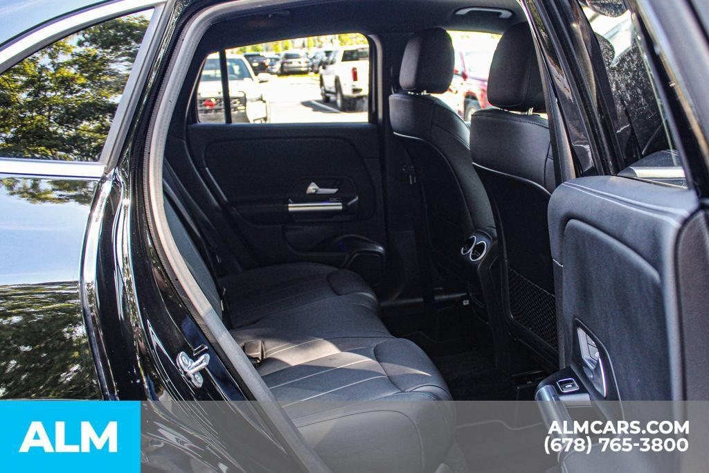 Used 2025 Mercedes-Benz GLA 250 image 18
