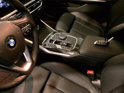 Certified 2023 BMW 330i Sedan w/ Convenience Package image 16