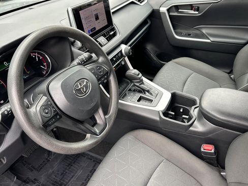 Used 2023 Toyota RAV4 XLE image 10