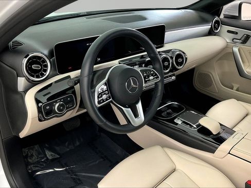 Used 2020 Mercedes-Benz A 220 4MATIC image 17