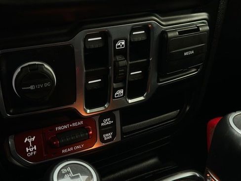 Used 2022 Jeep Gladiator Rubicon image 14