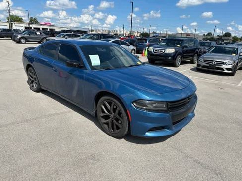Used 2021 Dodge Charger SXT w/ Blacktop Package RWD image 21