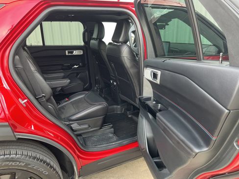 Used 2023 Ford Explorer ST w/ Equipment Group 401A AWD/4WD image 14