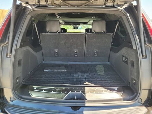Used 2022 Cadillac Escalade ESV Sport Platinum w/ LPO, ONYX Package AWD/4WD image 10