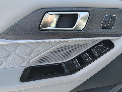 New 2026 Ford Explorer Platinum w/ LUX Leather Package image 14