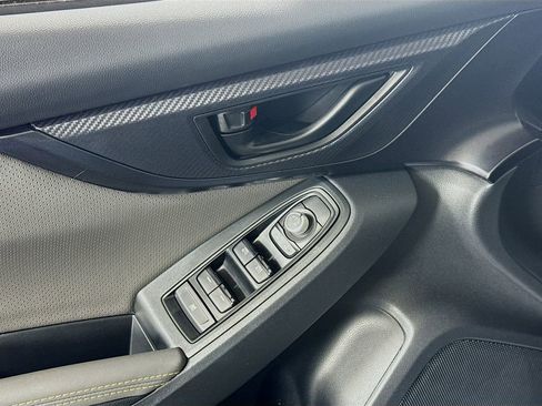 Used 2022 Subaru Crosstrek 2.5i Sport w/ Moonroof Package image 17