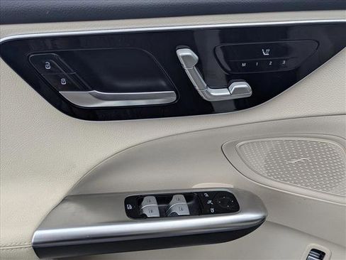 Used 2023 Mercedes-Benz C 300 Sedan image 12