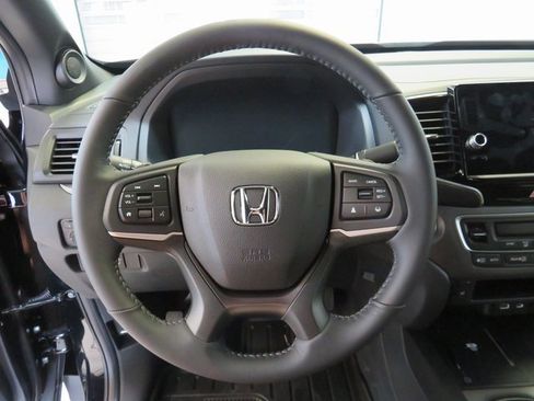 New 2025 Honda Ridgeline RTL image 14